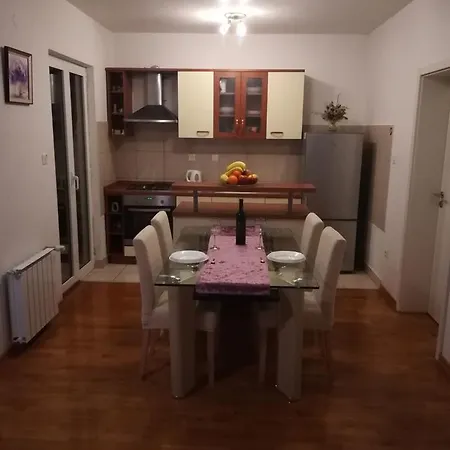Guest house Apartman Katarina