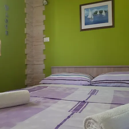 Guest house Apartman Katarina 3*